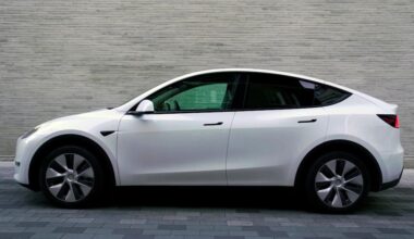 Tesla lançou versões mais baratas do Model 3 e Model Y