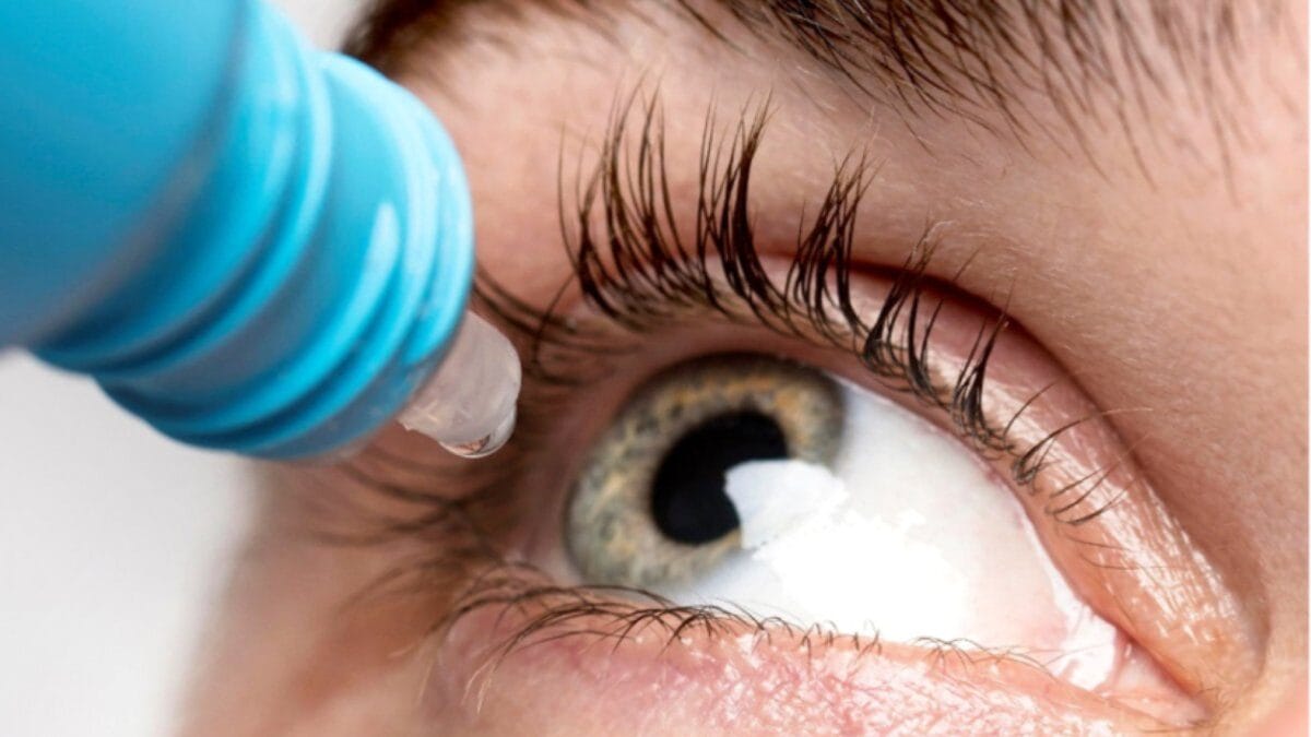 Olho tremendo? Entenda por que isso acontece, segundo a ciência