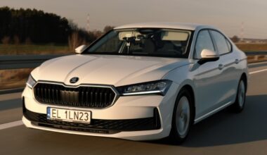 Skoda Superb consegue recorde de autonomia com motor Diesel