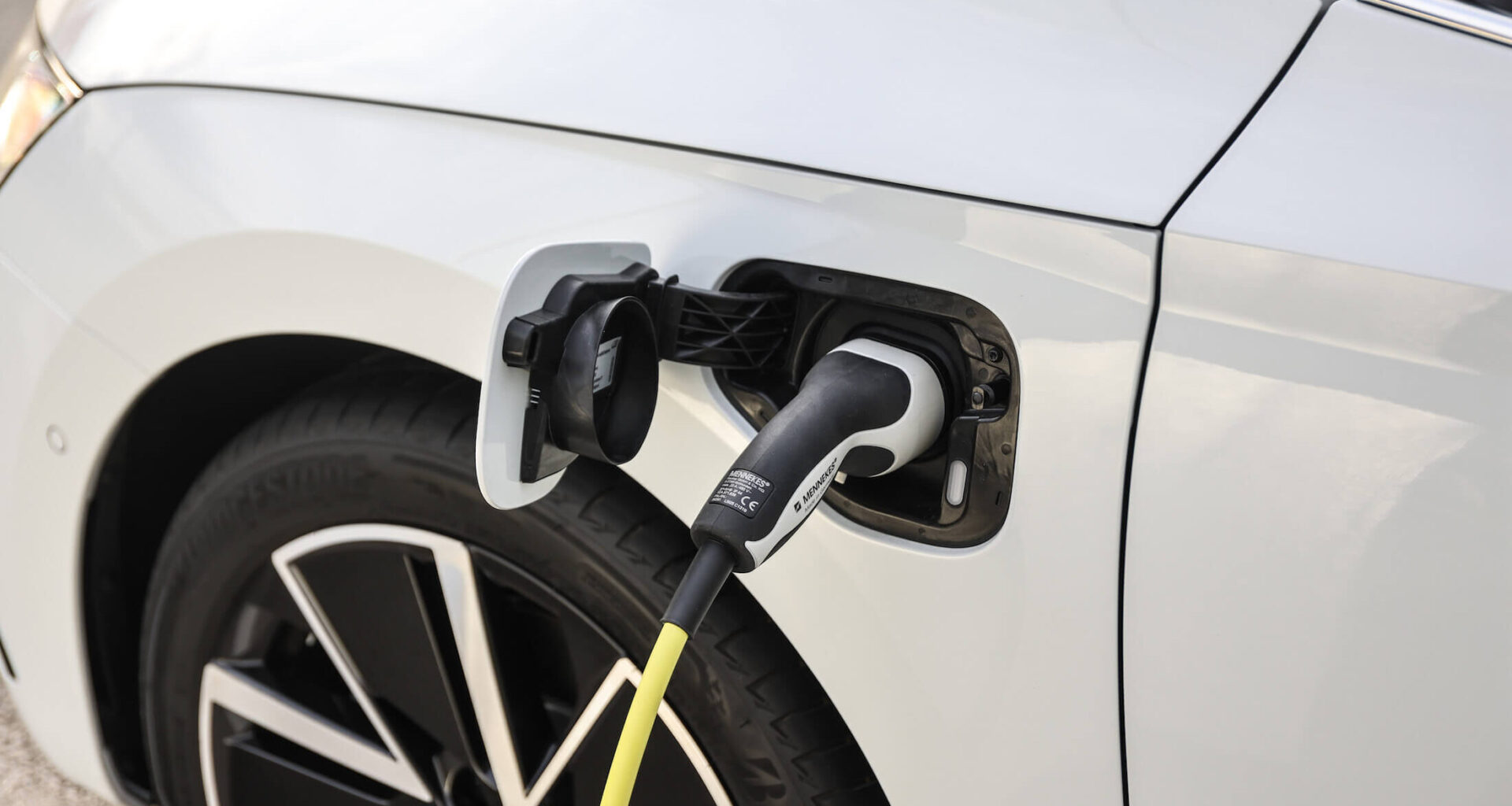 "Híbridos plug-in são uma fraude" afirma ONG europeia