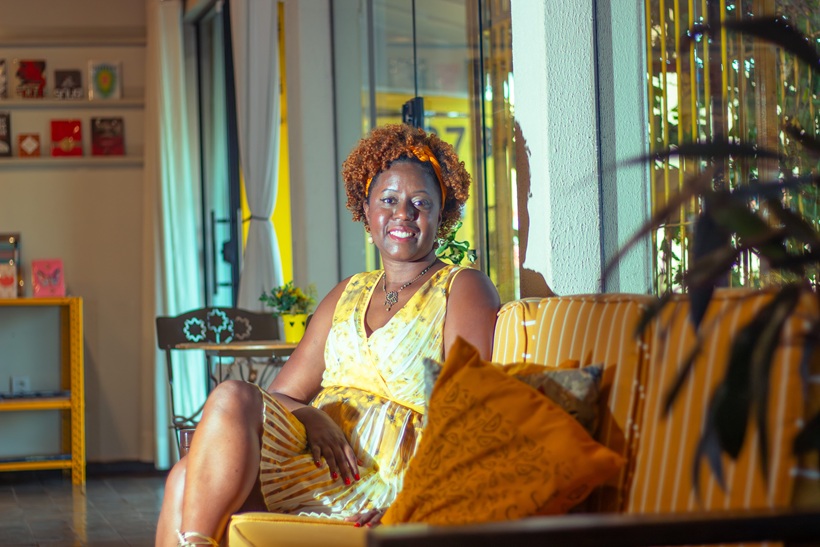 Poesia, resistência e autoconhecimento: mineira Tathiane de Lima Silva lança “Alma Preta” na Sabiá Livros, dia 25, sábado, em Uberlândia