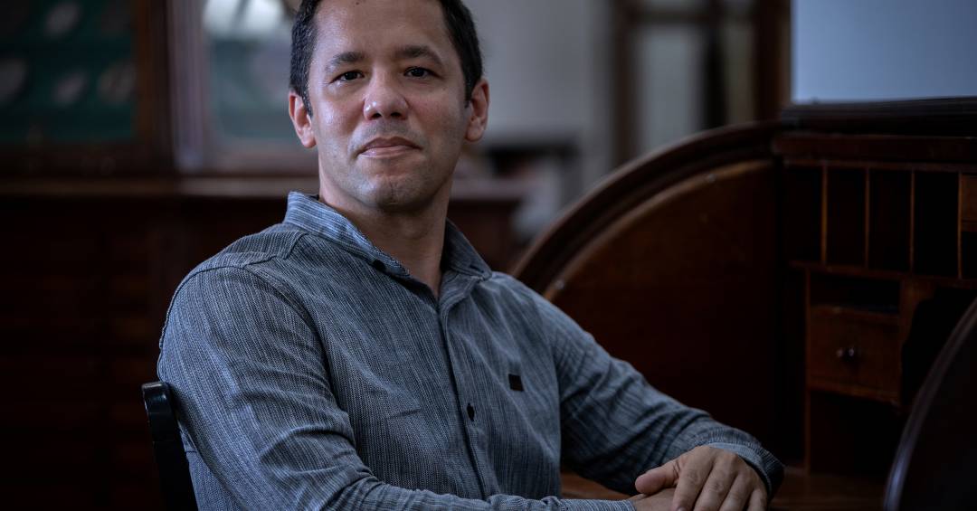 Itamar Vieira Jr. lança novo livro e fala a VEJA: “Vivemos em eterna disputa”