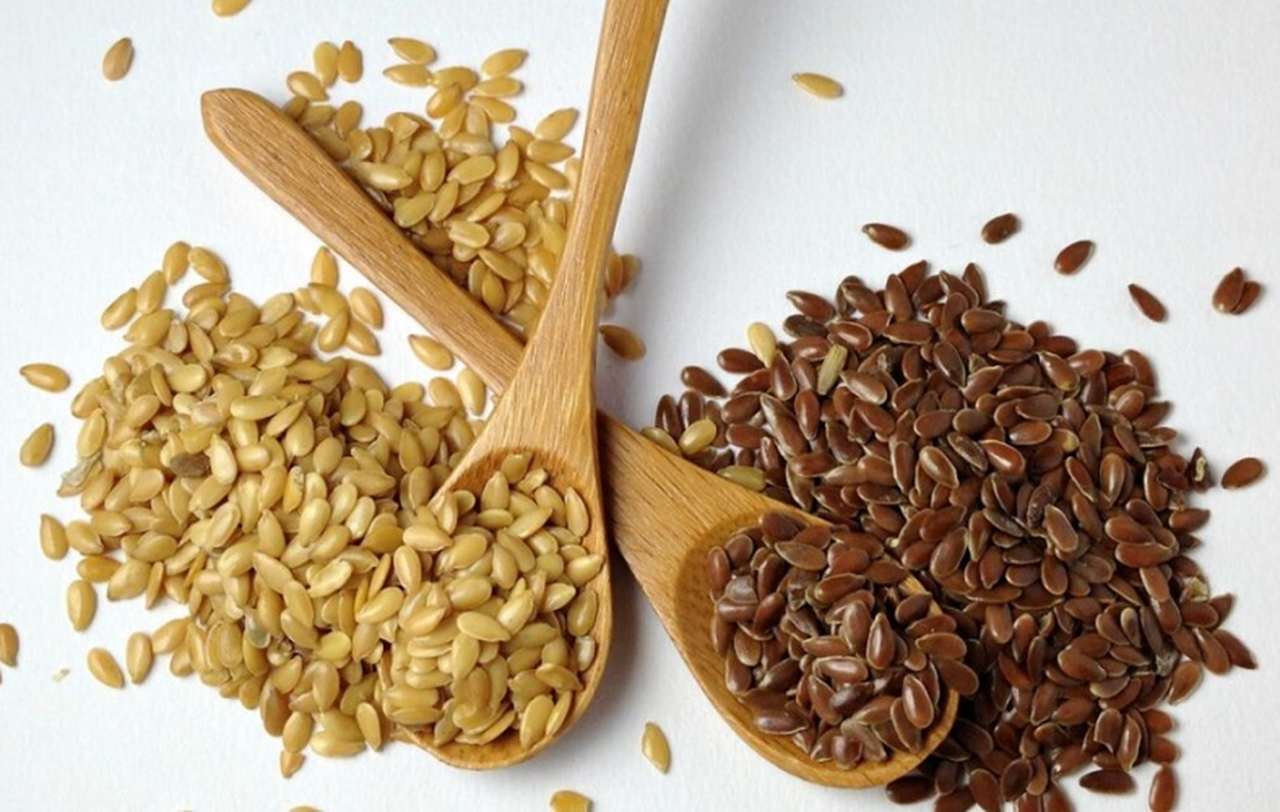 O consumo adequado de fibras também é parte fundamental de uma dieta adequada e ajuda bastante no funcionamento do intestino. a Organização Mundial da Saúde recomenda que um adulto saudável deve consumir mais de 25 gramas de fibras ao dia. -Divulgação