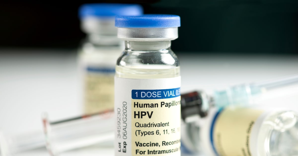 SP faz alerta sobre baixa vacinação contra HPV entre meninos; postos estarão abertos neste sábado
