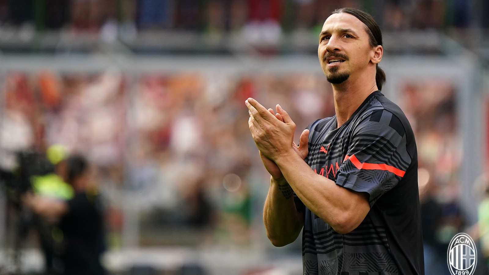 «É um dos melhores jogadores do mundo e ganhou um campeonato sozinho»