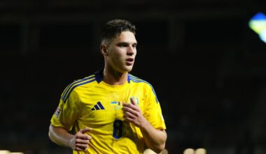 Alerta no Benfica: Sudakov sai lesionado no Islândia-Ucrânia