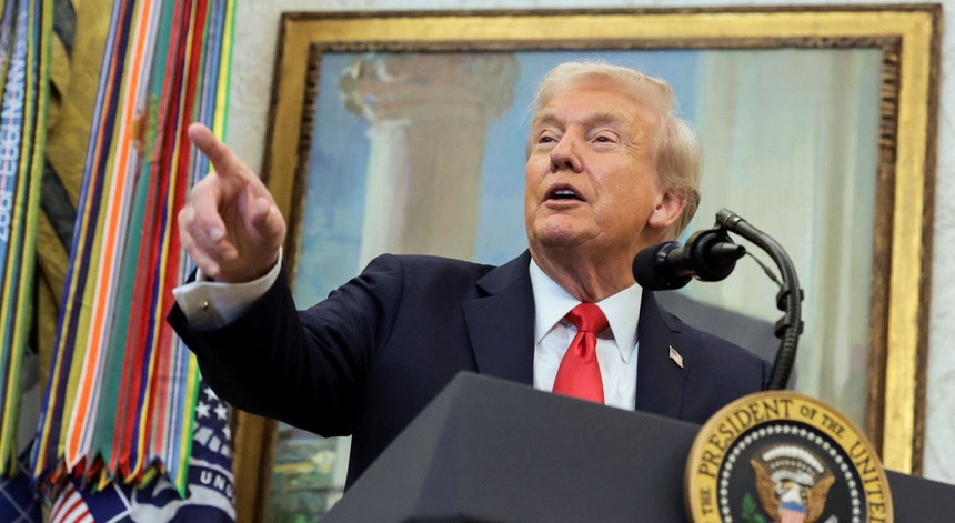 Donald Trump admite encontro com Vladimir Putin "dentro de duas semanas"