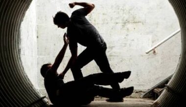 Homem agredido no Funchal foi transportado para o hospital