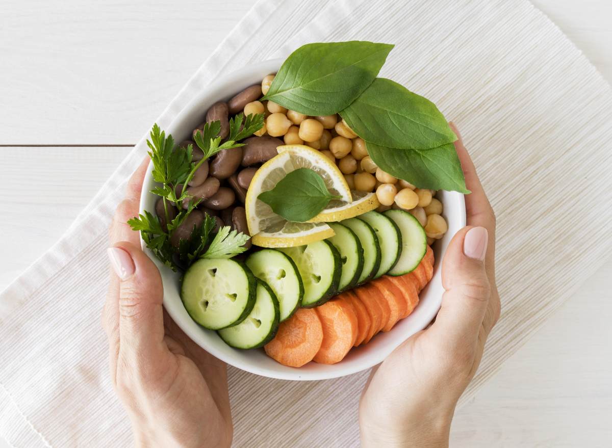 Alimentação saudável e controle de peso são aliados na prevenção do infarto e AVC, diz especialista - Acorda Cidade