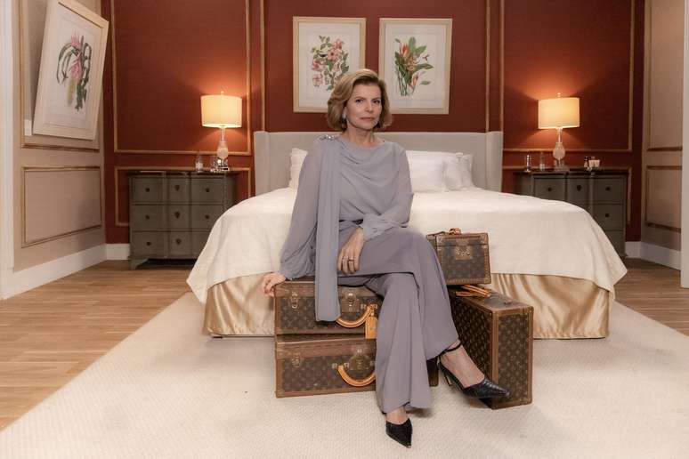 Deborah Bloch caracterizada como Odete