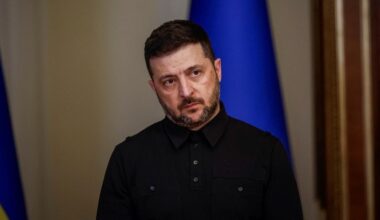Bastou "ouvir falar nos Tomahawk". Zelensky frisa pressão sobre Putin para voltar ao diálogo