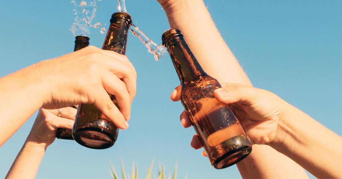 Se vai beber, qual a forma mais ‘saudável’ de o fazer?