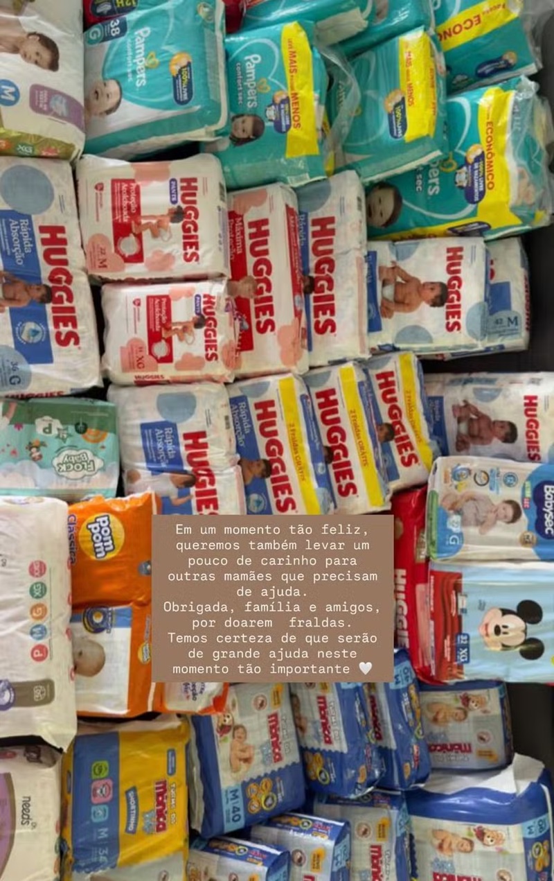 Camila Queiroz arrecada fraldas para doação no chá de bebê da filha — Foto: Reprodução/Instagram @camilaqueiroz