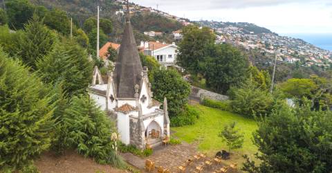 Santa que “evitou desastre” recebeu capela em troca (com fotos)