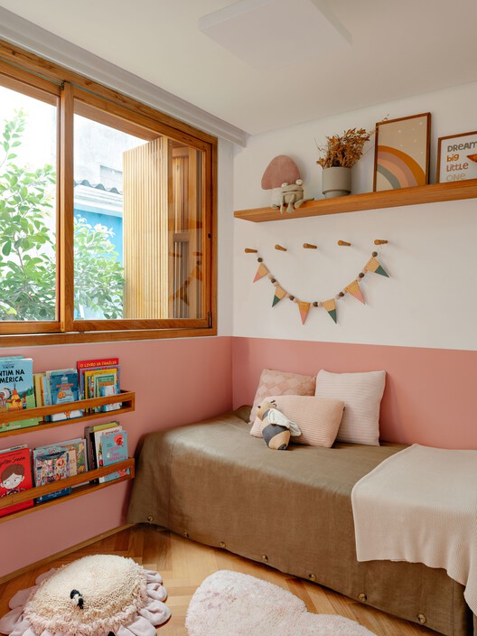 Casa MA / Rua 141 Arquitetura - Fotografia de Interiores, Dormitório, Madeira, Iluminação, Sofá, Cama