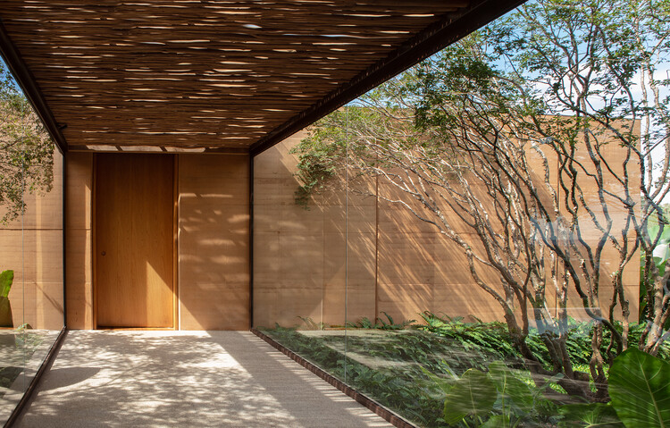 Casa Taipa / Studio [+] Valéria Gontijo - Imagem 9 de 36