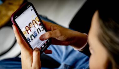 Depressão e desconcentração. Dinamarca quer vedar redes sociais a menores de 15 anos