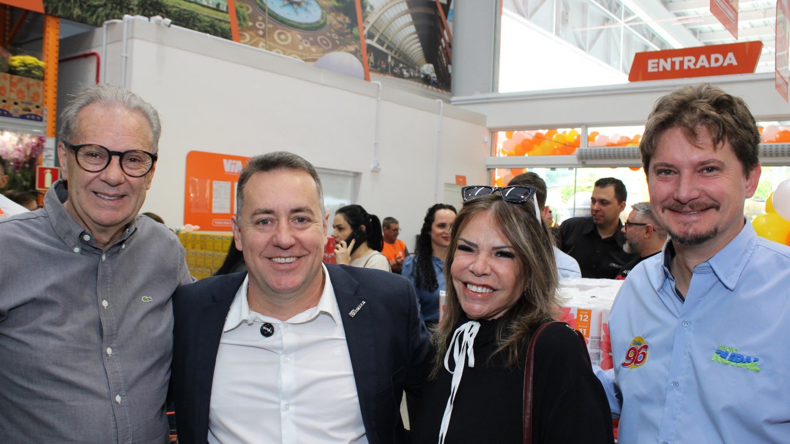 Via Atacadista no São Cristóvão: Longhini registra cada momento histórico. Veja! - Rádio Rural