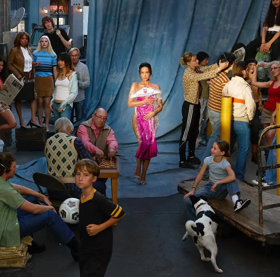 Demi Lovato divulga tracklist do álbum "It's Not That Deep"