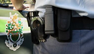 Homem do Bangladesh Morto à Facada