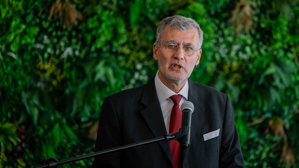 Gouveia e Melo acusa Marques Mendes de ser "bastonário" de "perigosa oligarquia" política "dona da democracia"