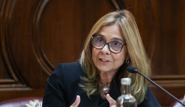 Governo Reduz 200 Milhões em Medicamentos e Materiais Clínicos