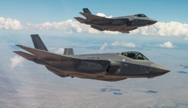 EUA propõem a Portugal reforço da aliança com compra de caças F-35 - Diário de Notícias
