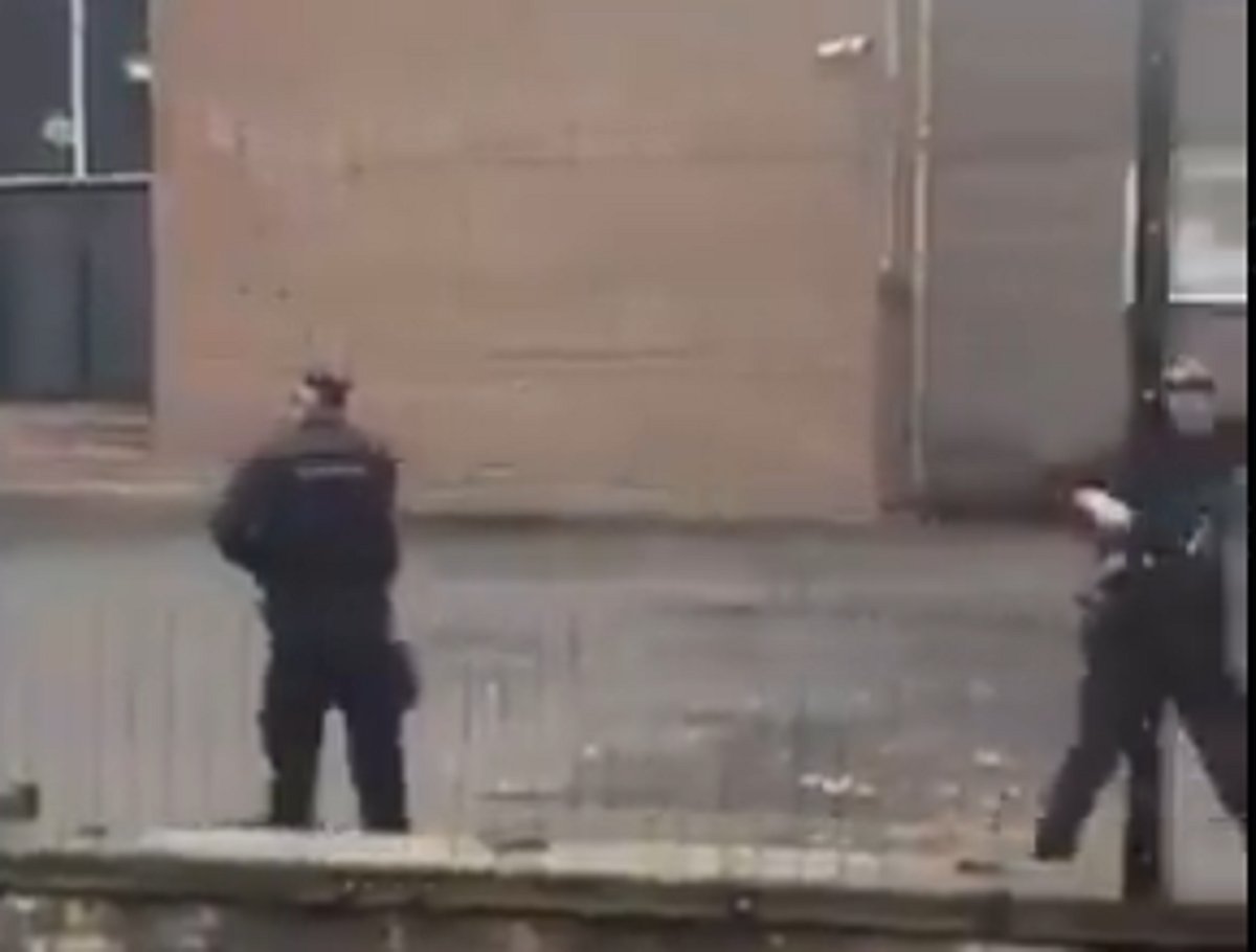 Quatro Feridos em Manchester, Atacante Abatido