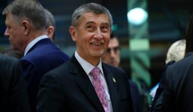 Babis, o magnata que ameaça virar a Chéquia contra a Ucrânia