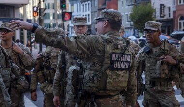 Trump quer prisão de líderes democratas com tropas às portas de Chicago - Diário de Notícias