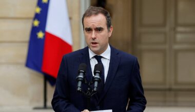 Emmanuel Macron reconduz Sébastien Lecornu como primeiro-ministro francês