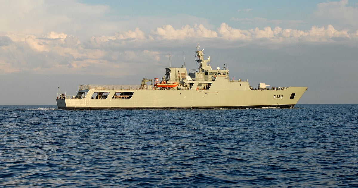 Disparo Acidental Causa Danos em Ponta Delgada