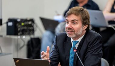 Votação do novo texto da Lei da Nacionalidade fica para a próxima semana