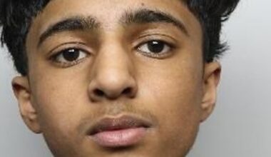 Rapaz de 15 anos que assassinou estudante condenado a prisão perpétua no Reino Unido