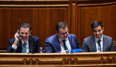 OE2026. Salário mínimo sobe para 920 euros, mas PM não está disponível para aumento extraordinário nas pensões - Diário de Notícias