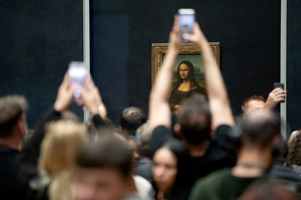 Museu Fechado Após Furto de Joias Históricas