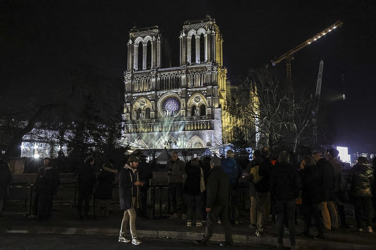Carta Anônima Ameaça Catedral de Notre-Dame