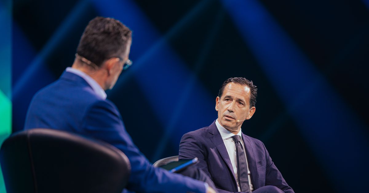 Pedro Proença, a lira e Roma a arder