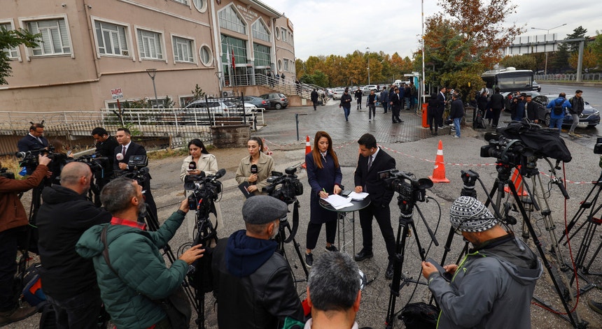 Justiça turca decide sobre destituição do maior partido da oposição