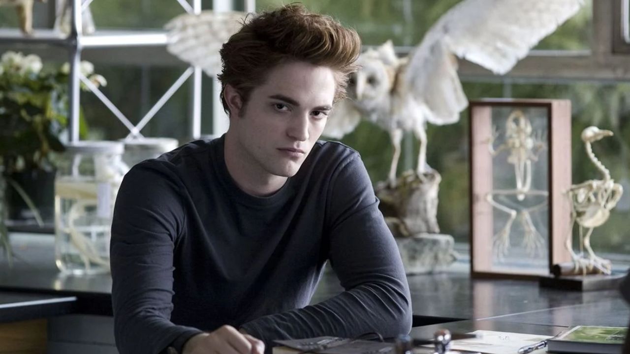 Robert Pattinson como Edward Cullen em 'Crepúsculo'