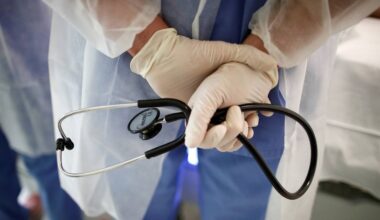 "Em defesa do SNS". FNAM anuncia greve de médicos para 24 de outubro