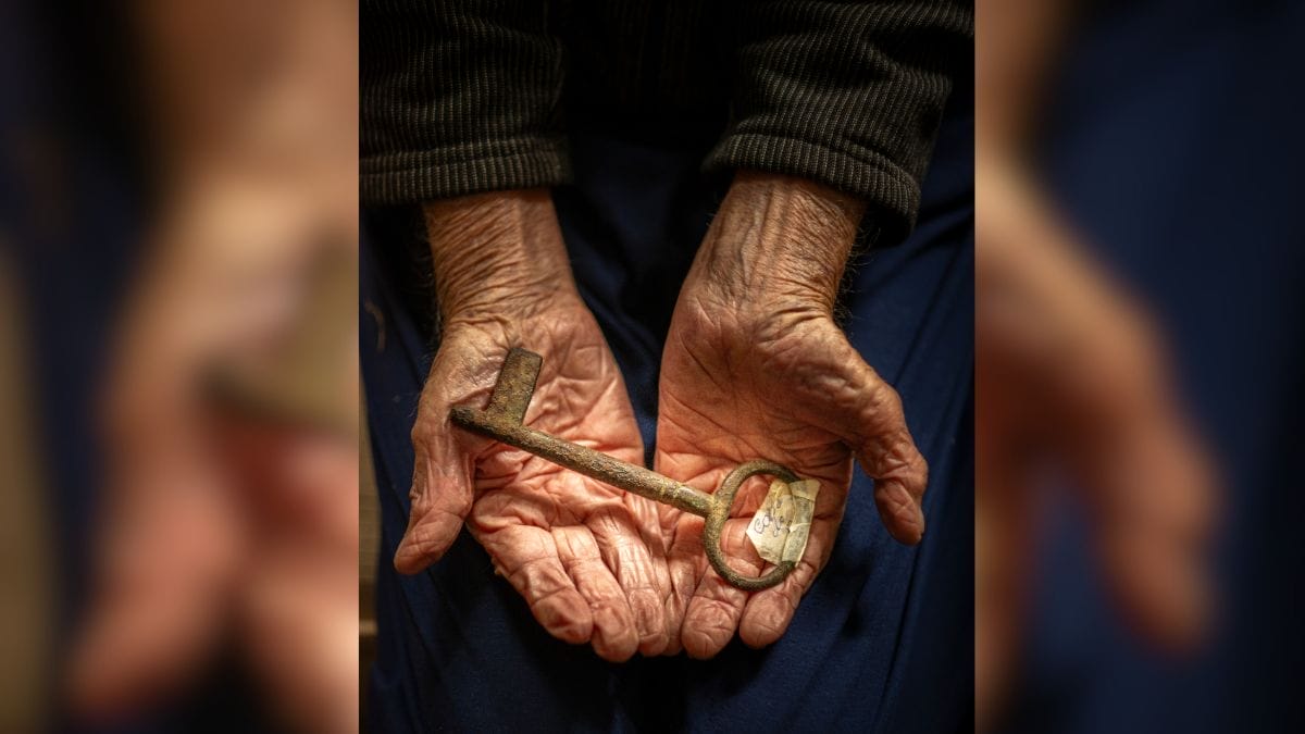 Paraíso esquecido entre o mar e a BR-101 na Grande Florianópolis vira livro