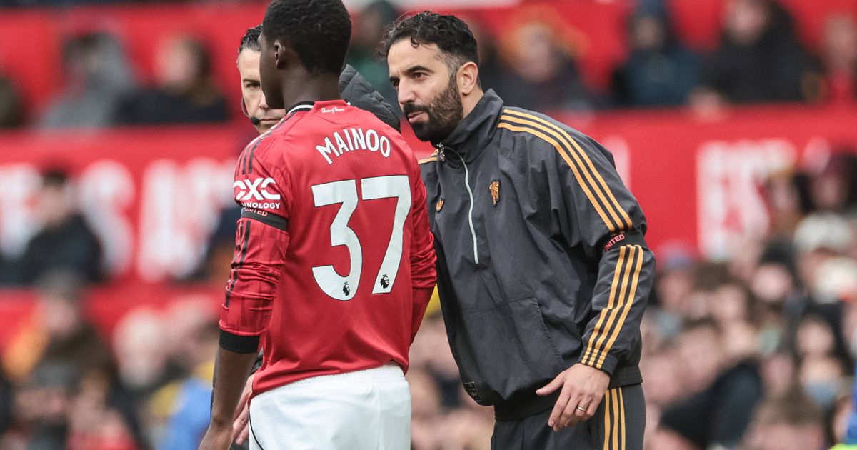 Negócio de biliões: grupo dos EAU pondera avançar para a compra do Manchester United