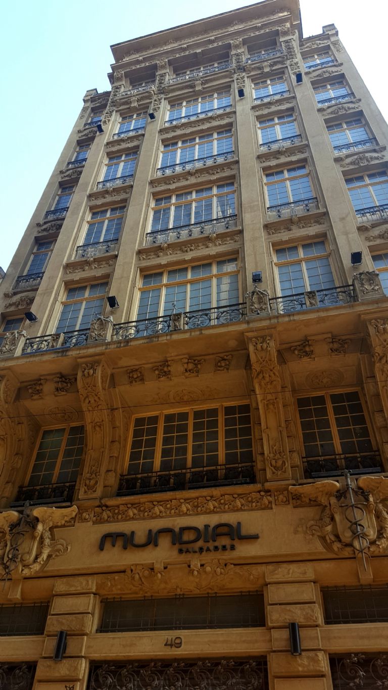 Fachada do Edifício Guinle, o primeiro arranha-céu de São Paulo