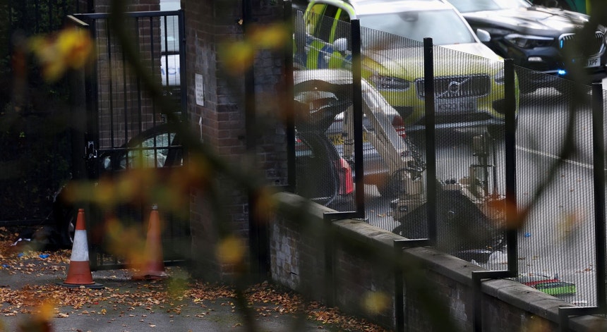 Duas pessoas detidas após atentado em Manchester