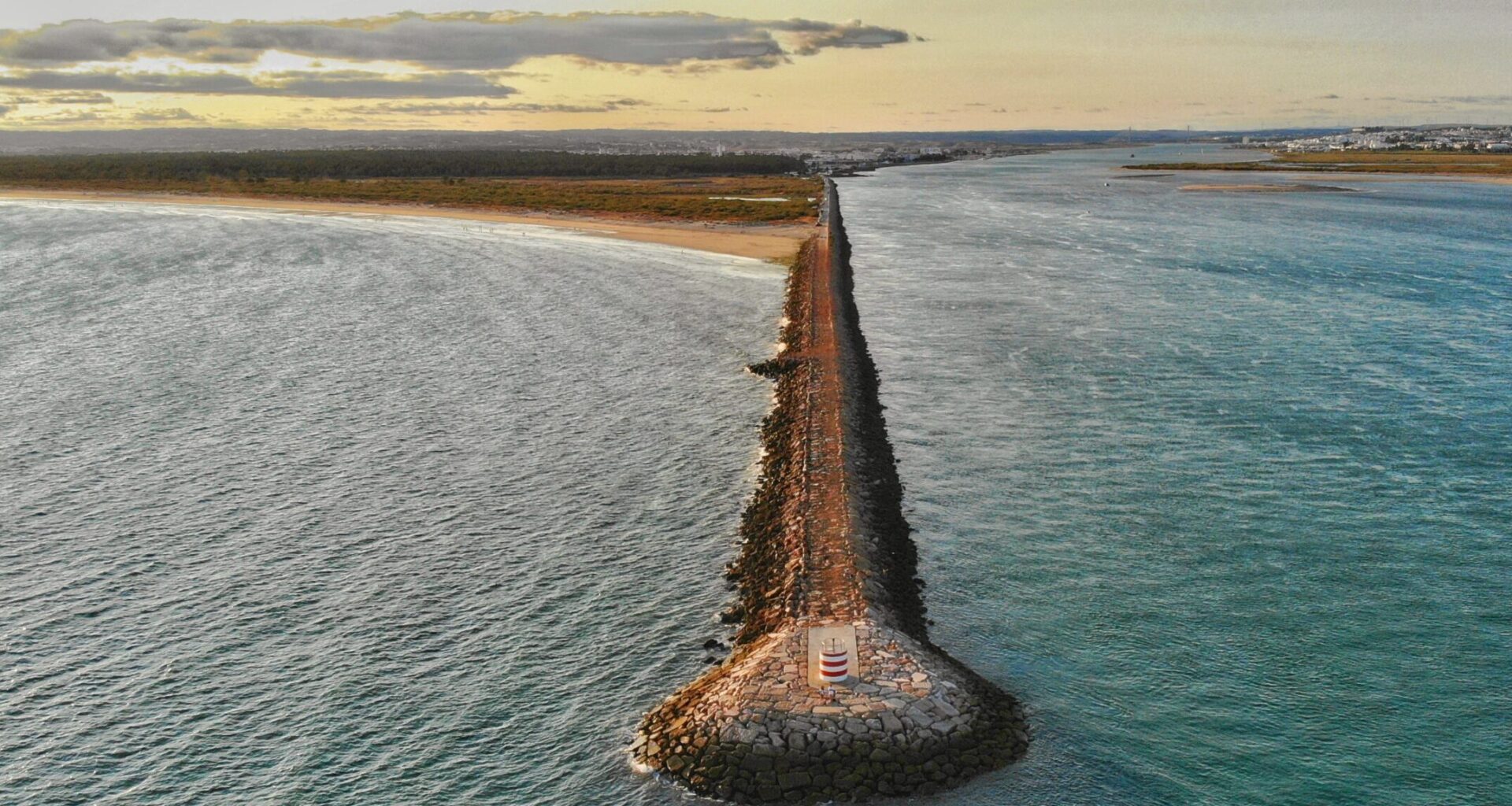 Esta é uma das cidades mais baratas do Algarve para comprar casa e está perto do mar e do rio