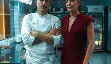 Carolina Ferraz e Roger Gobeth surgem em foto de novo filme da Netflix estrelado por Rafael Vitti - O Globo