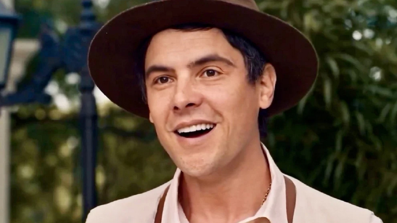 Candinho tem reencontro emocionante; saiba com quem