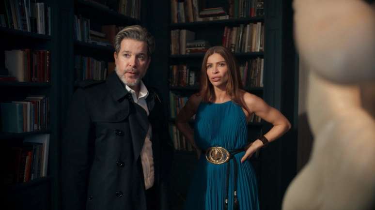 Os vilões Ferette (Murilo Benício) e Arminda (Grazi Massafera): química instantânea no vídeo Os vilões Ferette (Murilo Benício) e Arminda (Grazi Massafera): química instantânea no vídeo