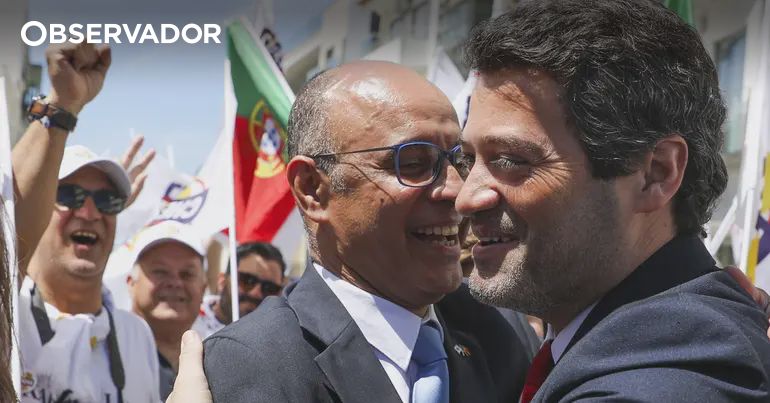 André Ventura diz que segurou Mithá e ele nem lhe ligou – Observador